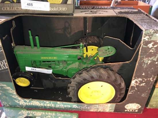 John Deere 1/8 Scale 1939 Model B