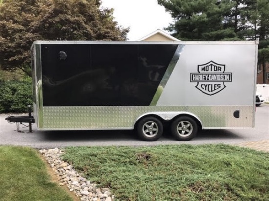 2014 United V-Nose 21' Enclosed Trailer