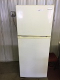 Vissani Apartment Sized Refrigerator with Freezer