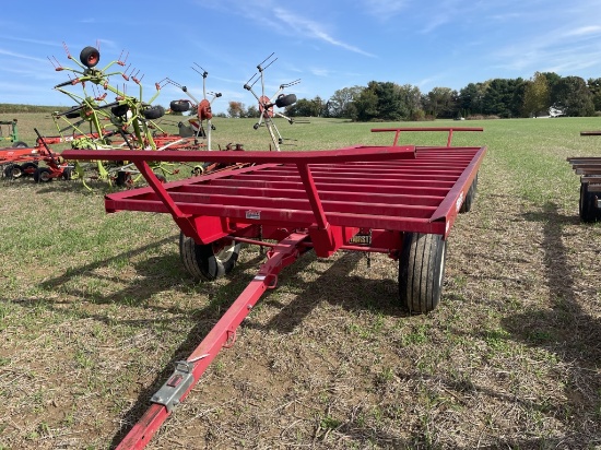 Bale King 24' Bale Wagon