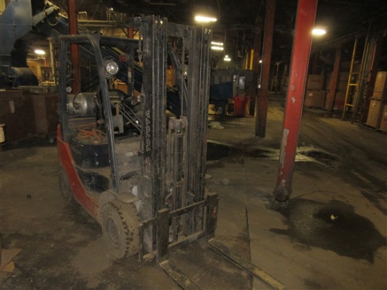 2011 Toyota 8FGU15 Forklift