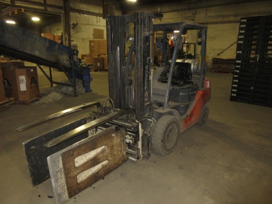 2011 Toyota  8FGU25 Forklift