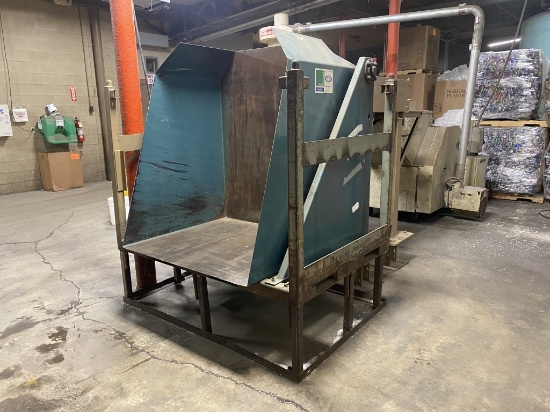 Una-dyn 48"W Box Dumper