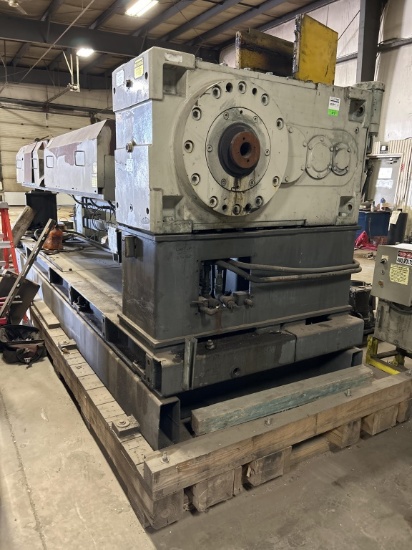 Cinncinati  Milocron 4-1/2" Extruder