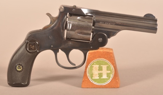 H&R Automatic .32 Handgun.