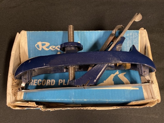 Record 10"L x 1-3/4"W 020C Plane