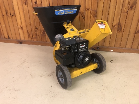 Cub Cadet 5 HP Chipper Shredder Vacuum