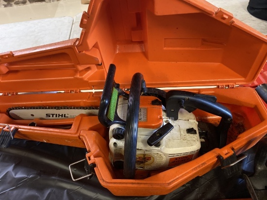 Stihl 011AVT Chainsaw