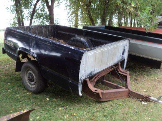 Pickup box trailer