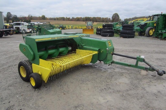 1988 John Deere 328 Square Baler