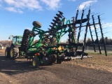 like new '14 JD 2620 26.5' disc with rear drag harrow, less than 300 total acres