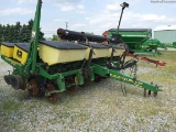 John Deere 1750 6RN Corn Planter