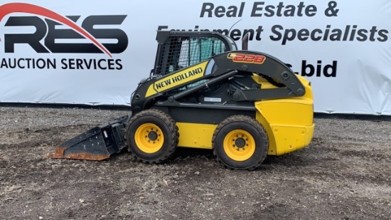 2015 New Holland L228 Skid Steer