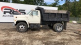 '87 Ford F600 Dump Truck
