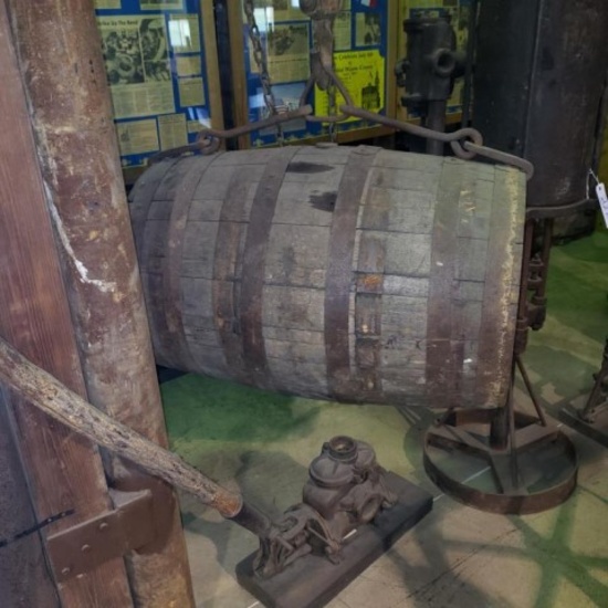 Wood Oil Barrel w/ Lift Bracket