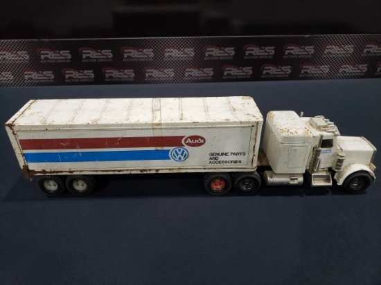 Audi/VW Semi & Trailer