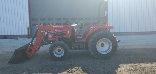 "ABSOLUTE" 2018 Mahindra 2555 MFWD Tractor