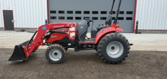 "ABSOLUTE" 2018 Mahindra 1538 MFWD Tractor