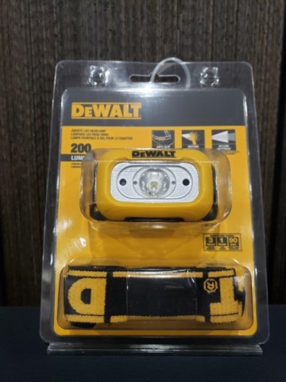 "ABSOLUTE"Dewalt 200 Lumen AAA w/ Motion Headlight