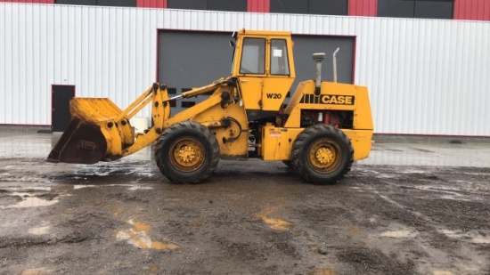 "ABSOLUTE" 1983 Case W20 Front End Loader