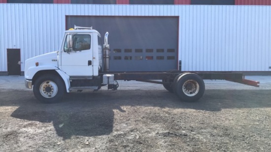 "ABSOLUTE" '99 Freightliner FL70 Cab&Chassis Truck