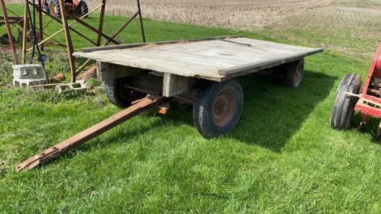 16? Flatbed Hay Wagon