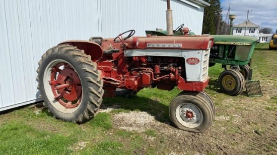 Farmall 340 Tractor