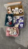 4 boxes coffee cups
