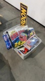 Box Jeff Gordon goodies /misc