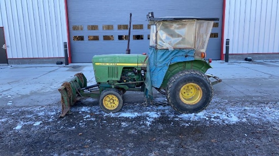 "ABSOLUTE" John Deere 850 Tractor