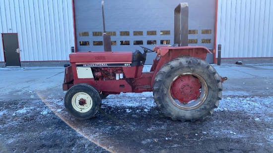 International 884 2WD Tractor