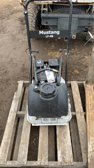 "ABSOLUTE" Mustang Plate Compactor
