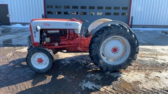 "ABSOLUTE" Ford 801 861 2WD Tractor