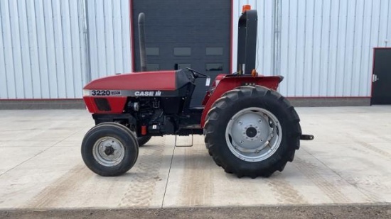 "ABSOLUTE" Case IH 3220 2WD Tractor