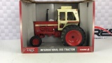 IH Model 856 Toy Tractor