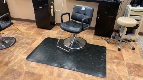 Salon Chair and Mat