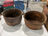 2 Metal Pots