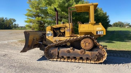 "ABSOLUTE" CAT D5H Dozer