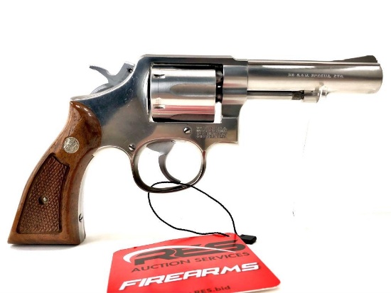 Smith & Wesson 64-3 38SPL Double Action Revolver