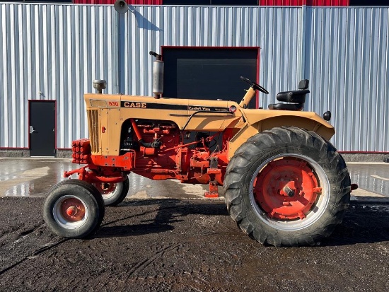 "ABSOLUTE" Case 830 Comfort King 2WD Tractor