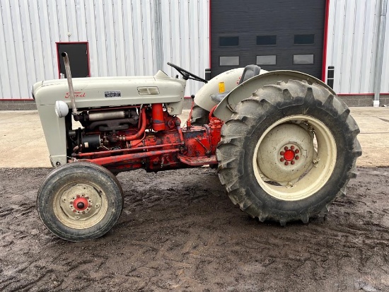 1956 Ford 800 2WD Tractor