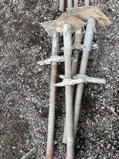 (4) Scaffolding Leveler Feet