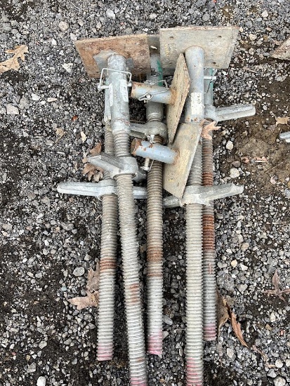 (5) Scaffolding Leveler Feet