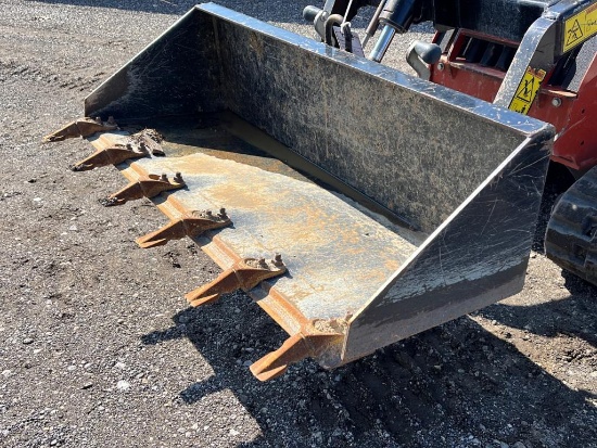 44" Tooth Bucket for SK800
