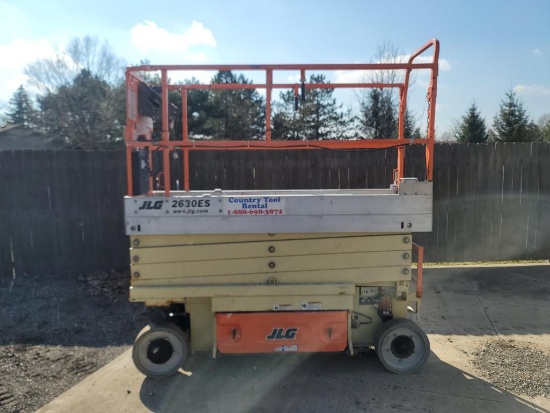 JLG 2630ES Scissor Lift