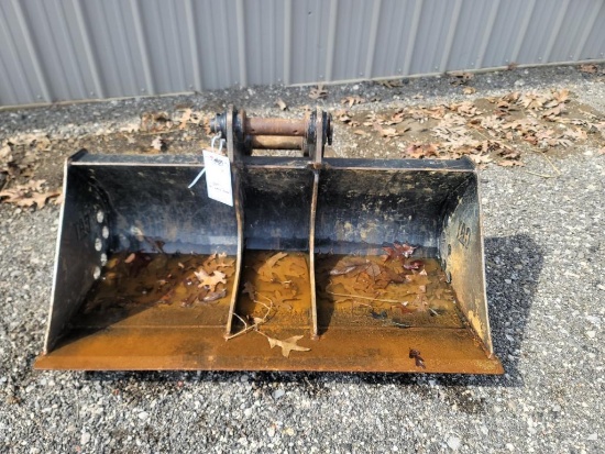 CAT 40" Ditching Bucket