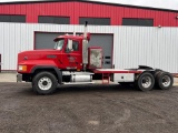 2006 Mack CL733 Semi Truck