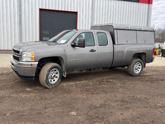 2013 Chevrolet Silverado Ext. Cab Pickup