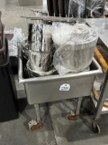 Stainless Portable Tub & Stainless Canisters