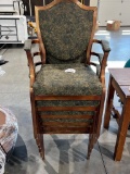(6) Cushioned Chairs